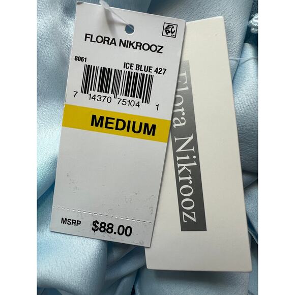 FLORA NIKROOZ WOMENS MEDIUM SHOWSTOPPER COVER-UP SATIN ROBE ICE BLUE NEW - Picture 14 of 15